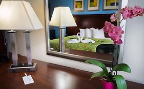 Ramada By Wyndham Flamingo Water Park